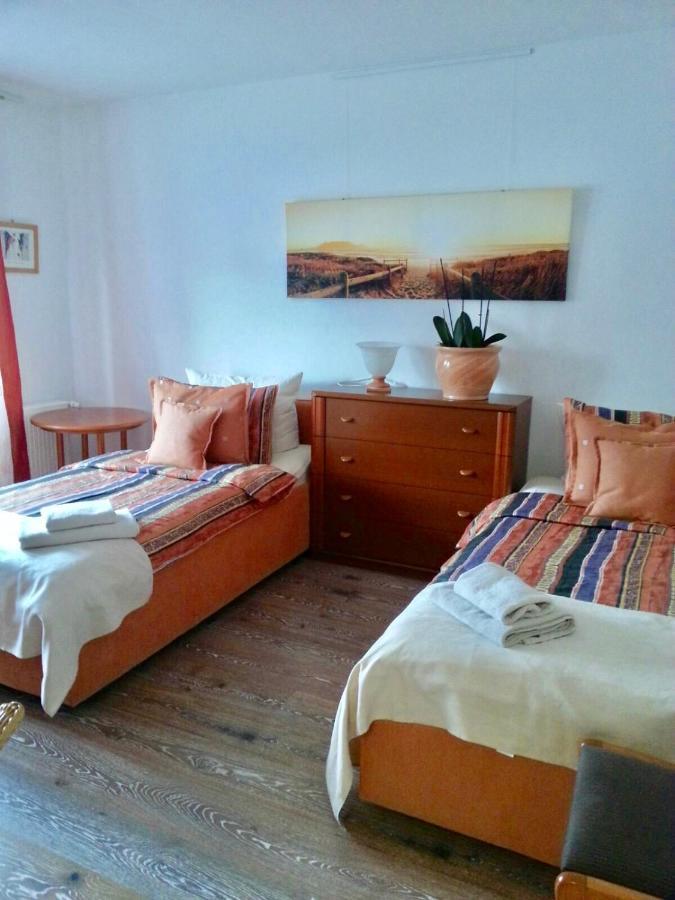 Ingrids Ferienwohnung Mit Balkon In Thiede Naehe See Зальцгиттер Экстерьер фото